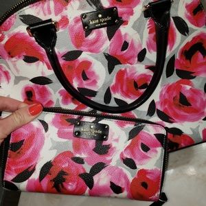 Kate Spade handbag w matching wallet